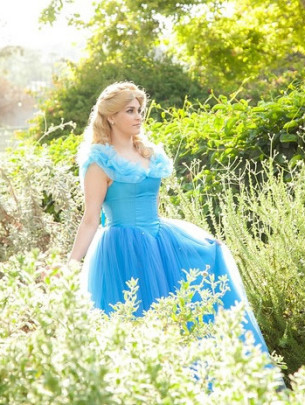 Invite beautiful princess Ella to your child's party. Kids parties in Orange County